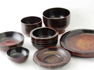 うるしのうつわ 山岸厚夫展