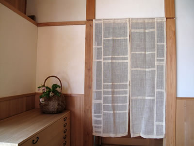 〜のれん・間仕切り・タペストリー〜「古い蚊帳に魅せられて 展」