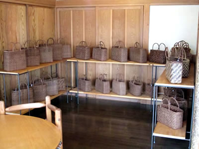 やまぶどうのかご展